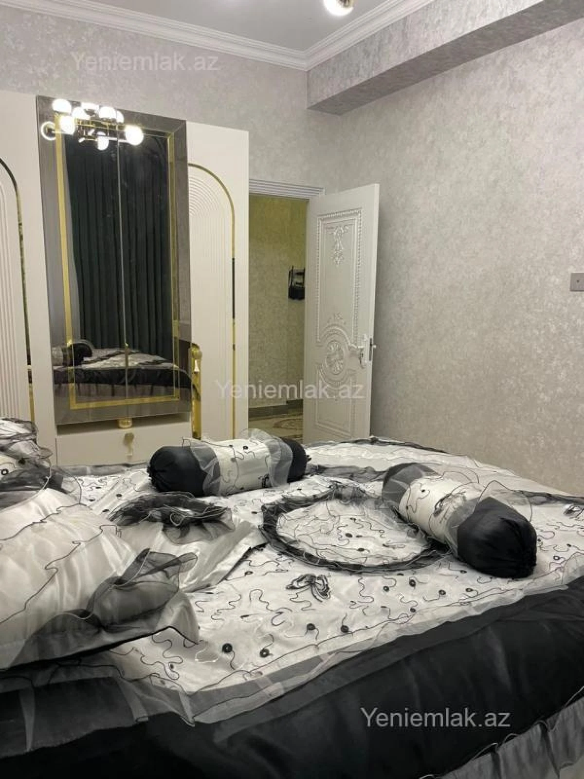 Satılır 3 otaqlı yeni tikili 86 m²