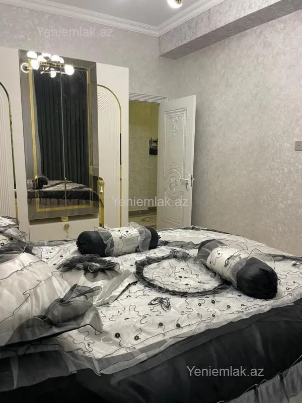 Satılır 3 otaqlı yeni tikili 86 m²