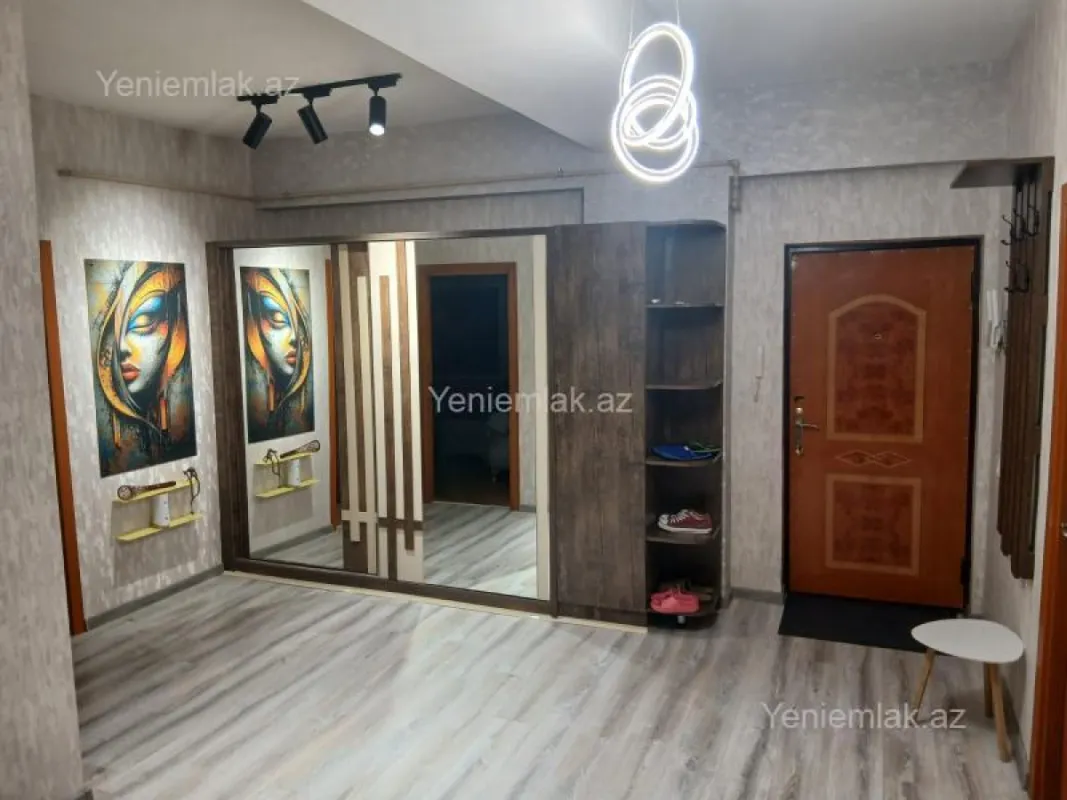 Satılır 3 otaqlı yeni tikili 100 m²