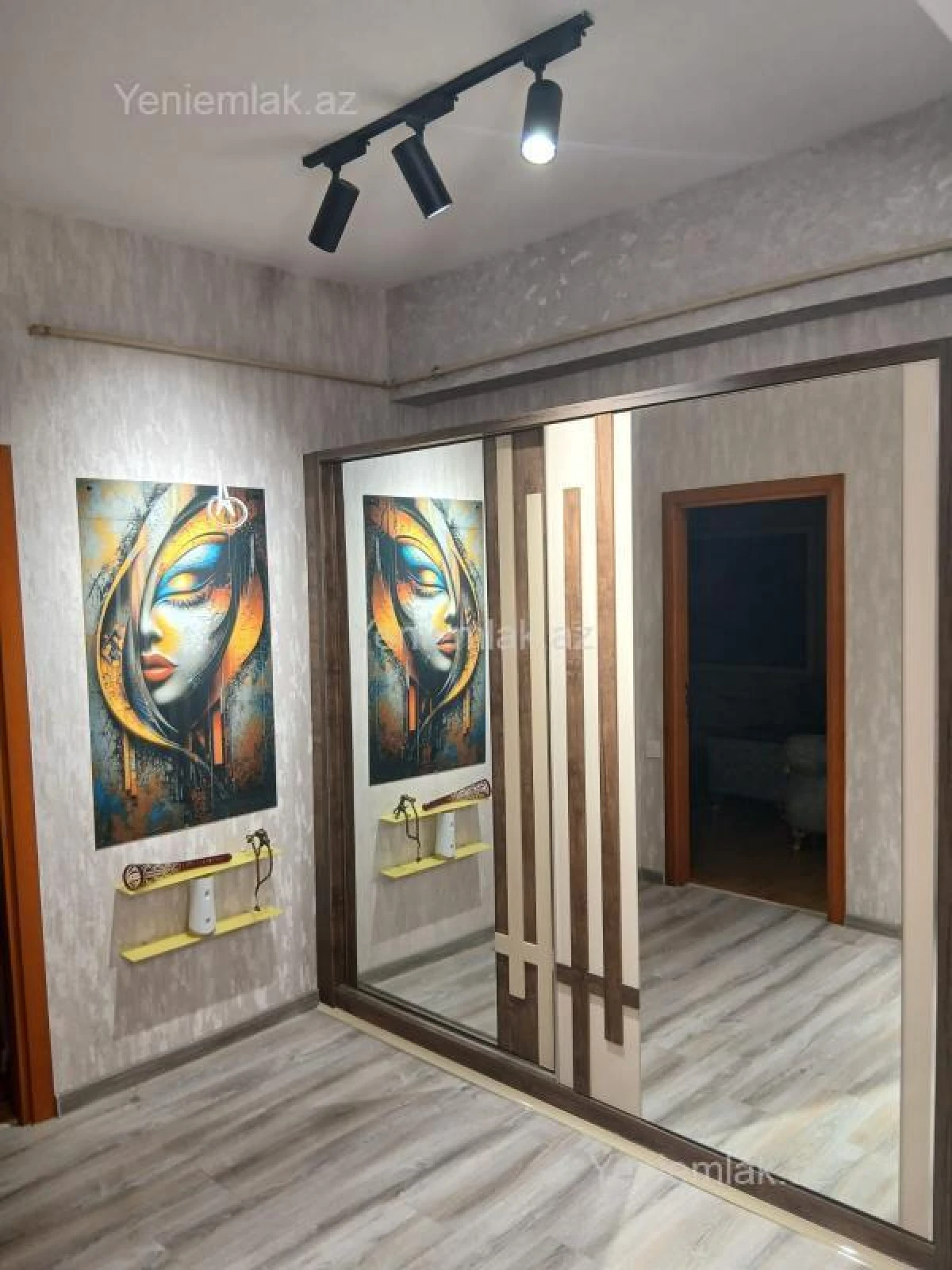 Satılır 3 otaqlı yeni tikili 100 m²