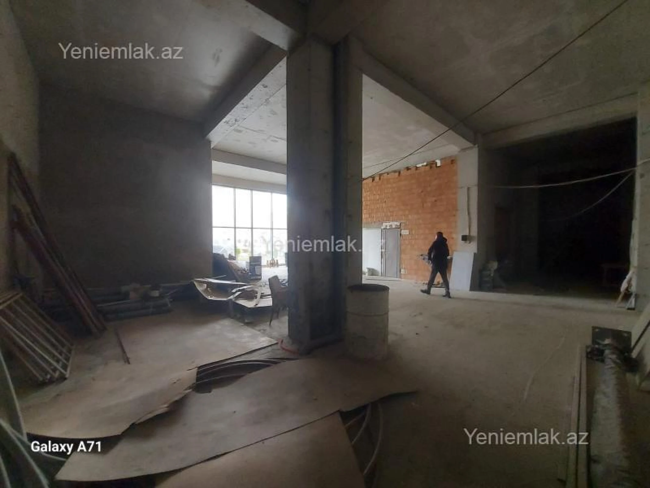 Satılır 7 otaqlı obyekt 204 m²