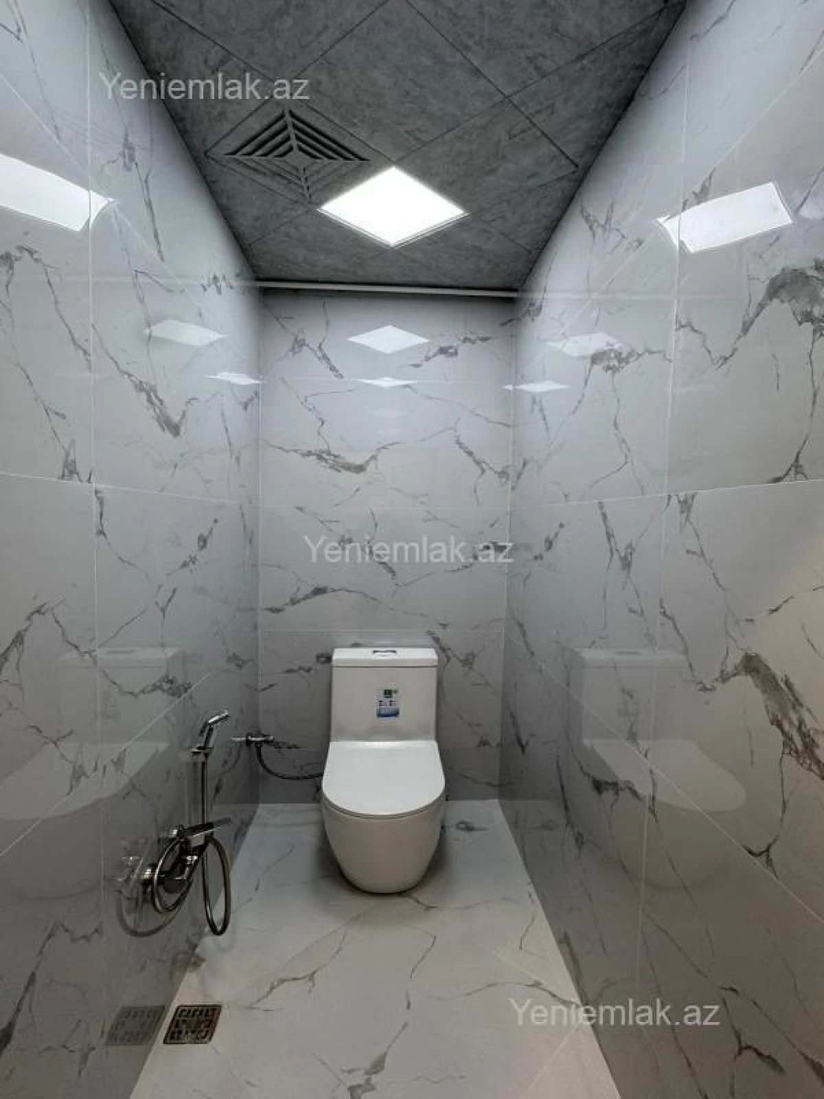 Satılır 3 otaqlı köhnə tikili 78 m²