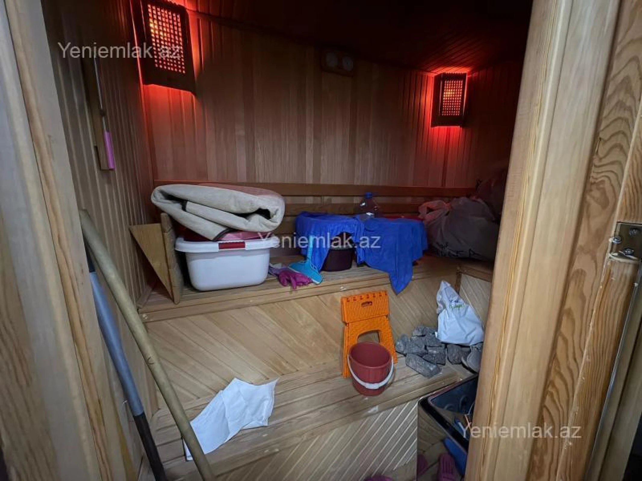 Satılır 4 otaqlı yeni tikili 200 m²