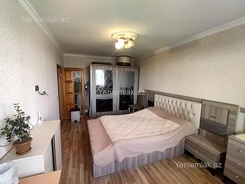 Satılır 3 otaqlı köhnə tikili 76 m²