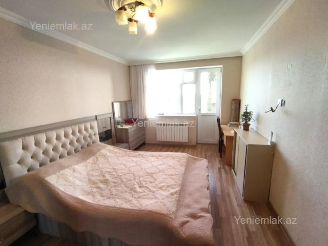 Satılır 3 otaqlı köhnə tikili 76 m²