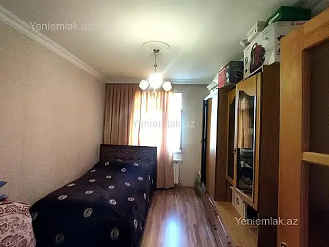 Satılır 3 otaqlı köhnə tikili 76 m²