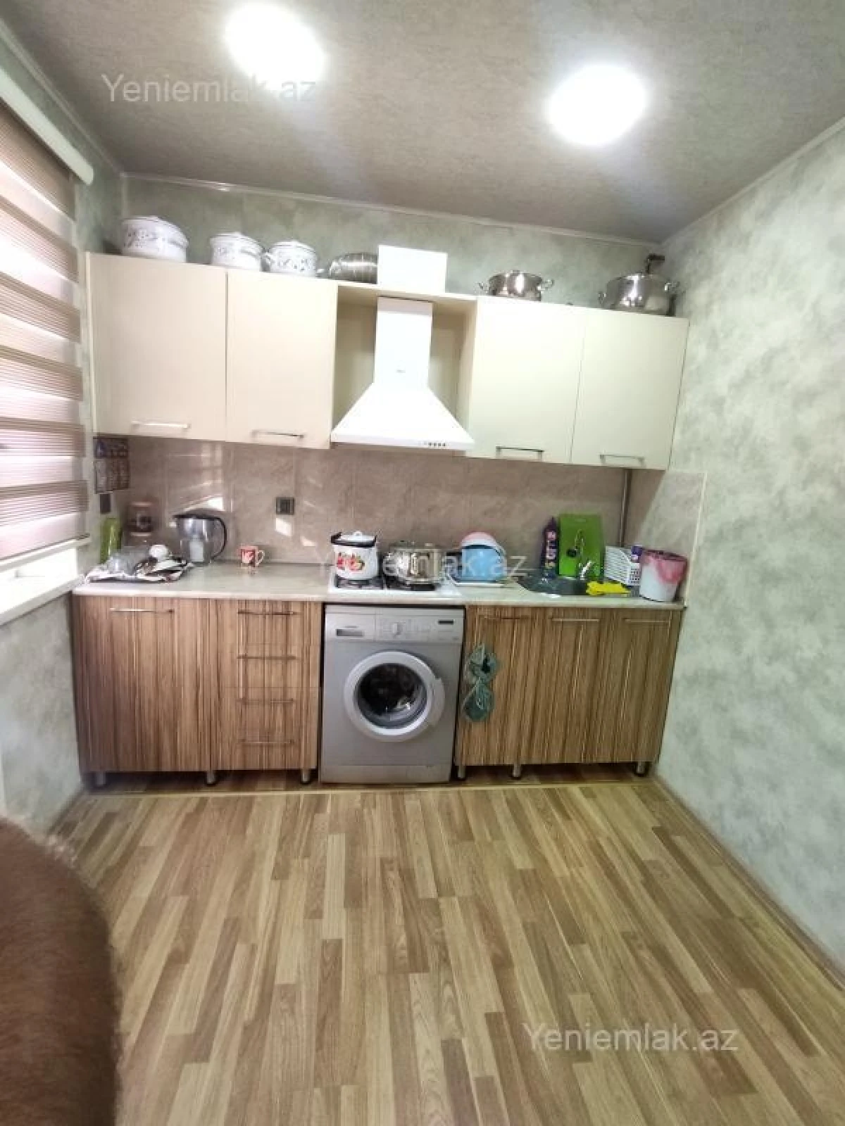 Satılır 3 otaqlı köhnə tikili 76 m²