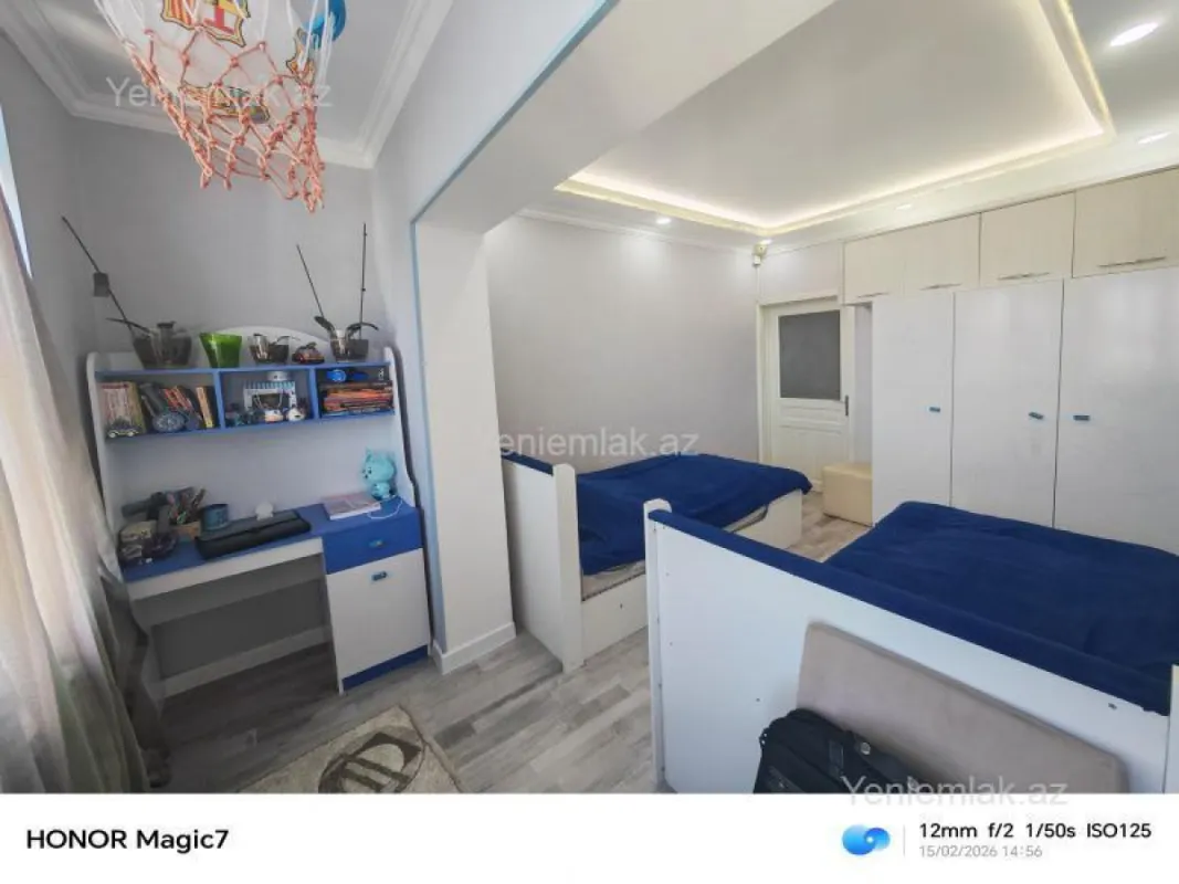 Satılır 3 otaqlı köhnə tikili 70 m²