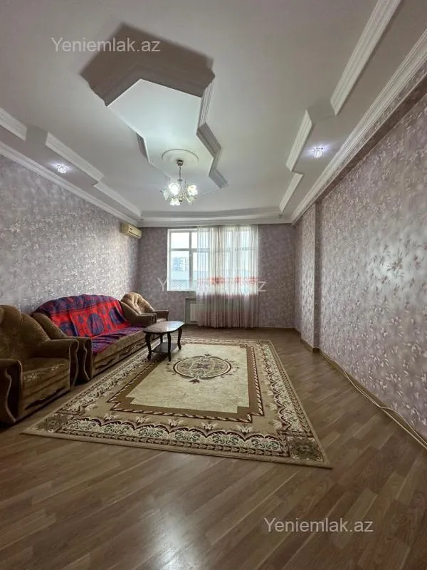 Satılır 3 otaqlı yeni tikili 120 m²
