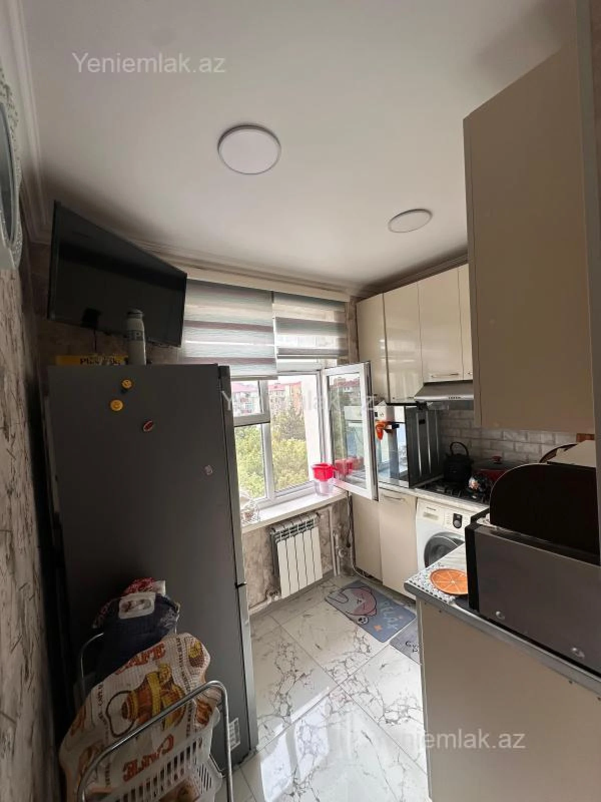 Satılır 2 otaqlı köhnə tikili 46 m²