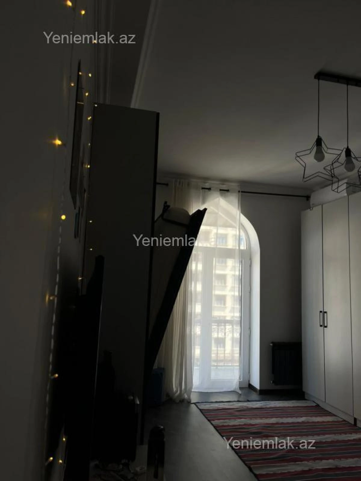 Satılır 1 otaqlı köhnə tikili 32 m²