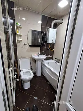 Satılır 1 otaqlı köhnə tikili 32 m²