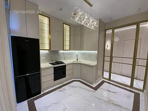 Satılır 3 otaqlı yeni tikili 85 m²