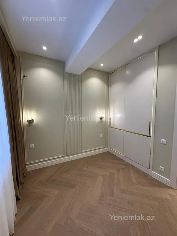 Satılır 3 otaqlı yeni tikili 85 m²