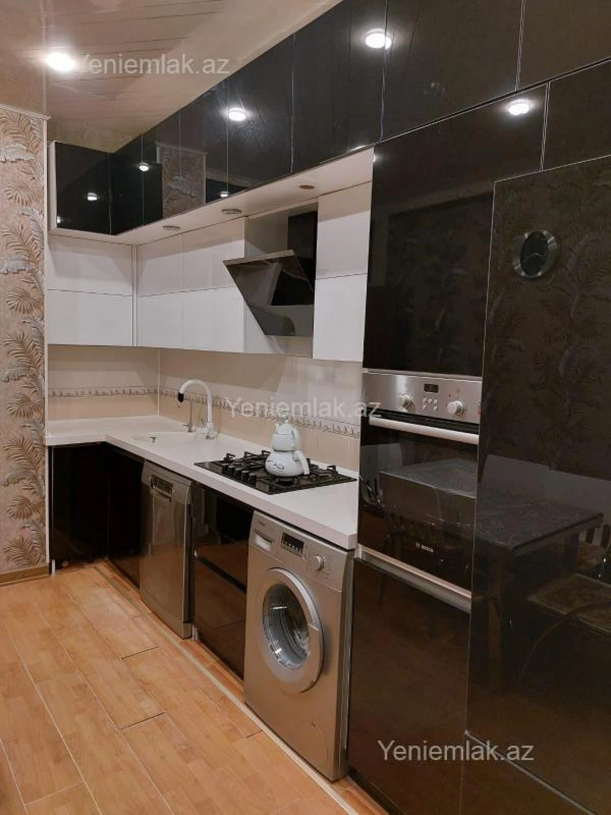 Satılır 3 otaqlı yeni tikili 124 m²