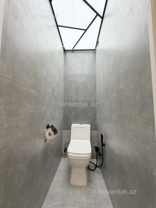 Satılır 3 otaqlı köhnə tikili 75 m²