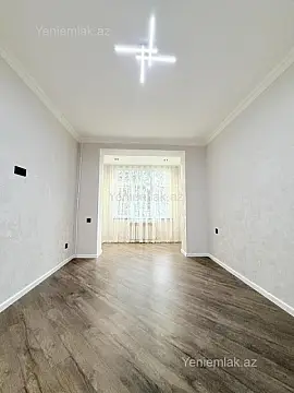 Satılır 3 otaqlı köhnə tikili 75 m²