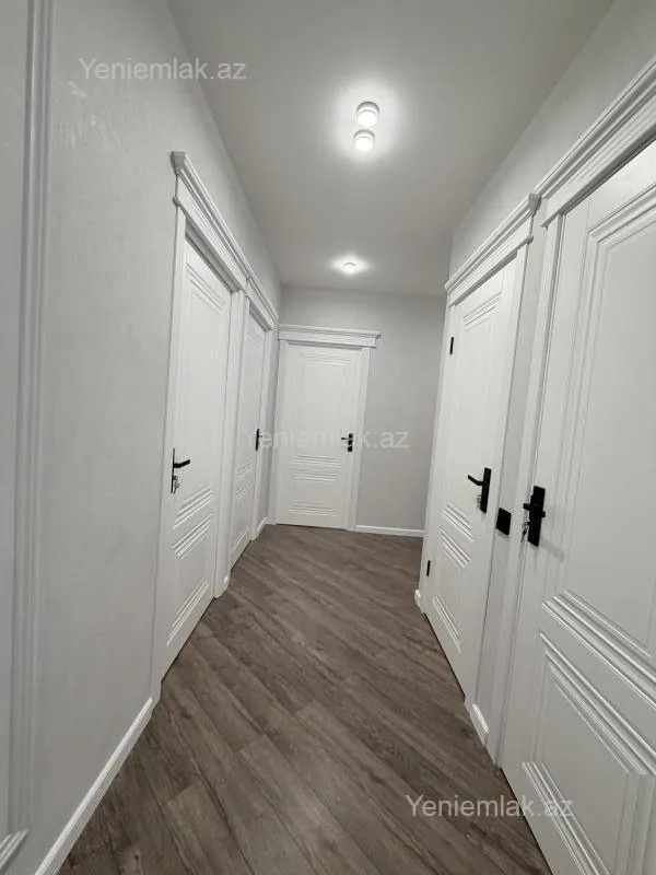 Satılır 3 otaqlı köhnə tikili 75 m²