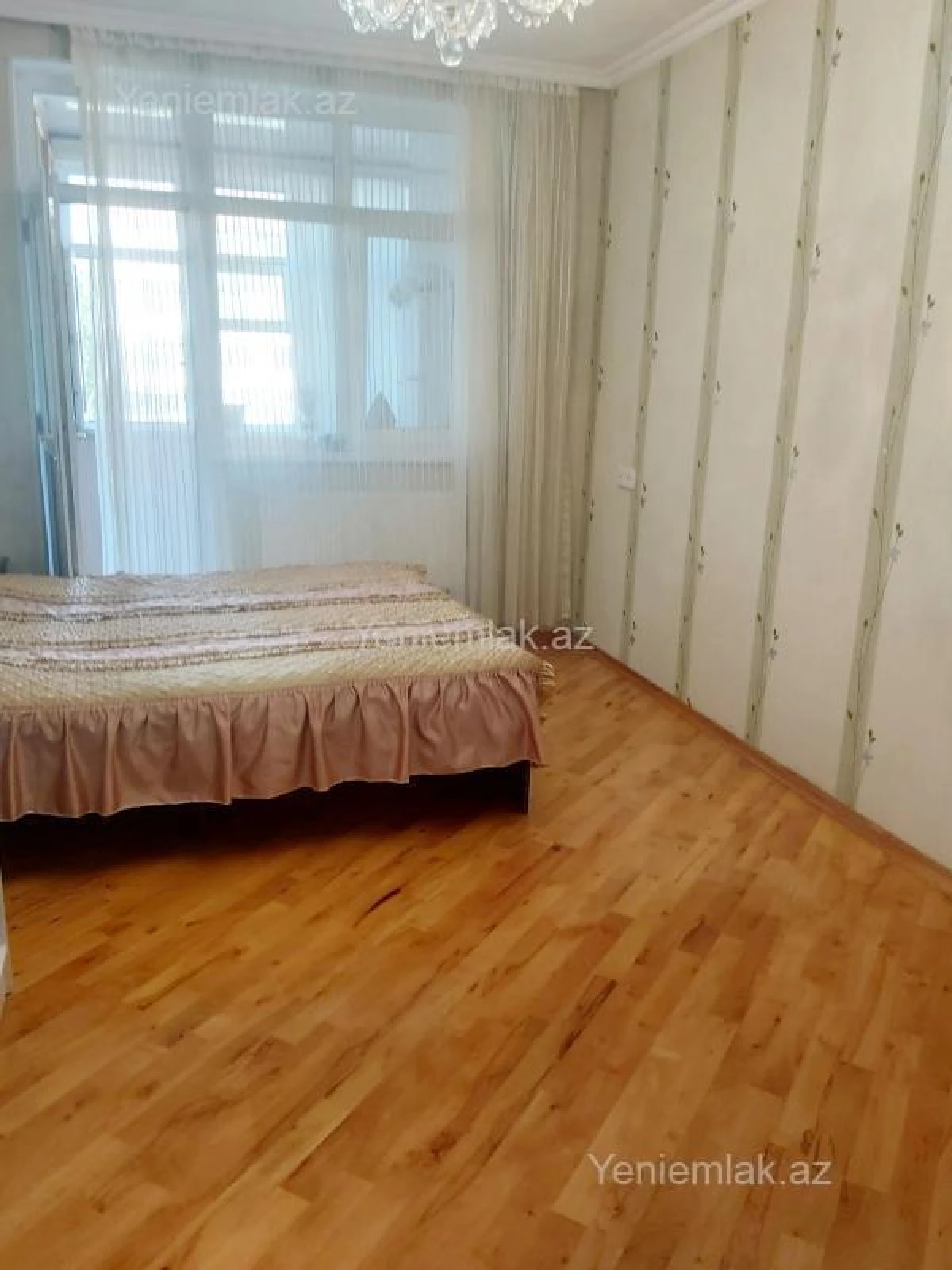 Satılır 3 otaqlı köhnə tikili 76 m²
