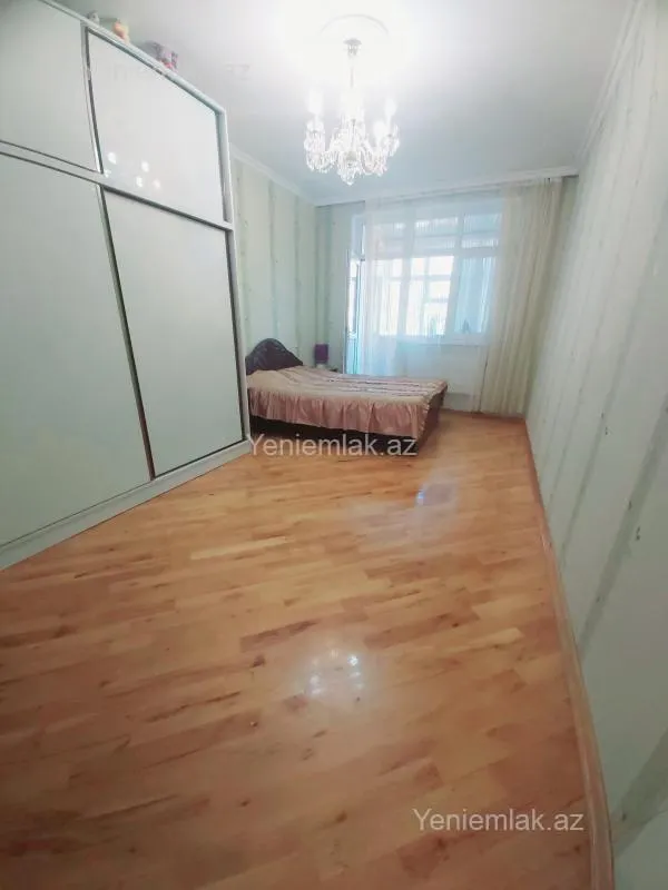 Satılır 3 otaqlı köhnə tikili 76 m²