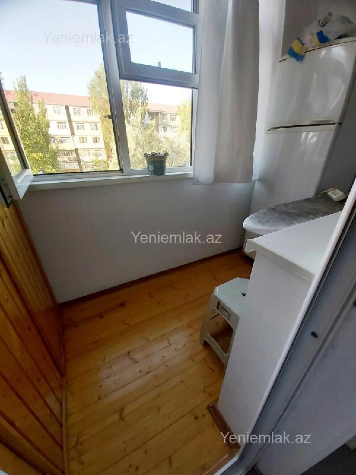 Satılır 3 otaqlı köhnə tikili 76 m²