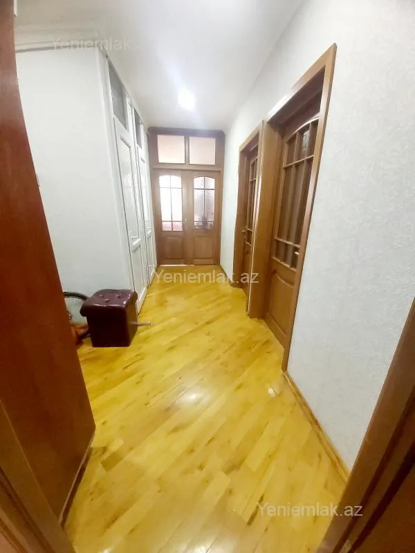 Satılır 3 otaqlı köhnə tikili 76 m²