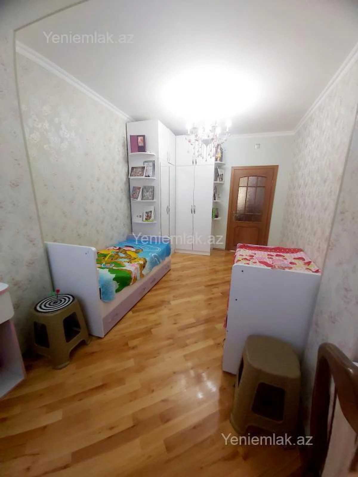 Satılır 3 otaqlı köhnə tikili 76 m²