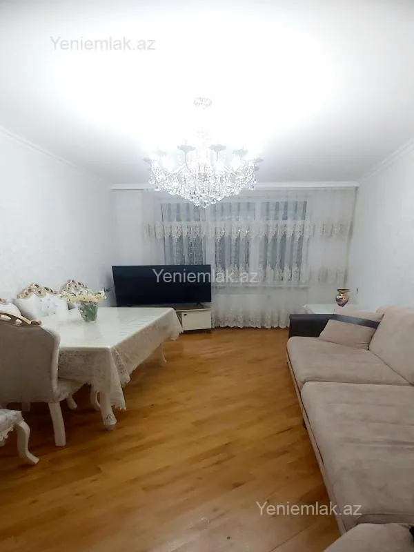 Satılır 3 otaqlı köhnə tikili 76 m²