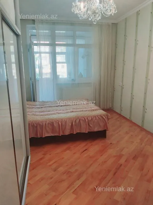 Satılır 3 otaqlı köhnə tikili 76 m²