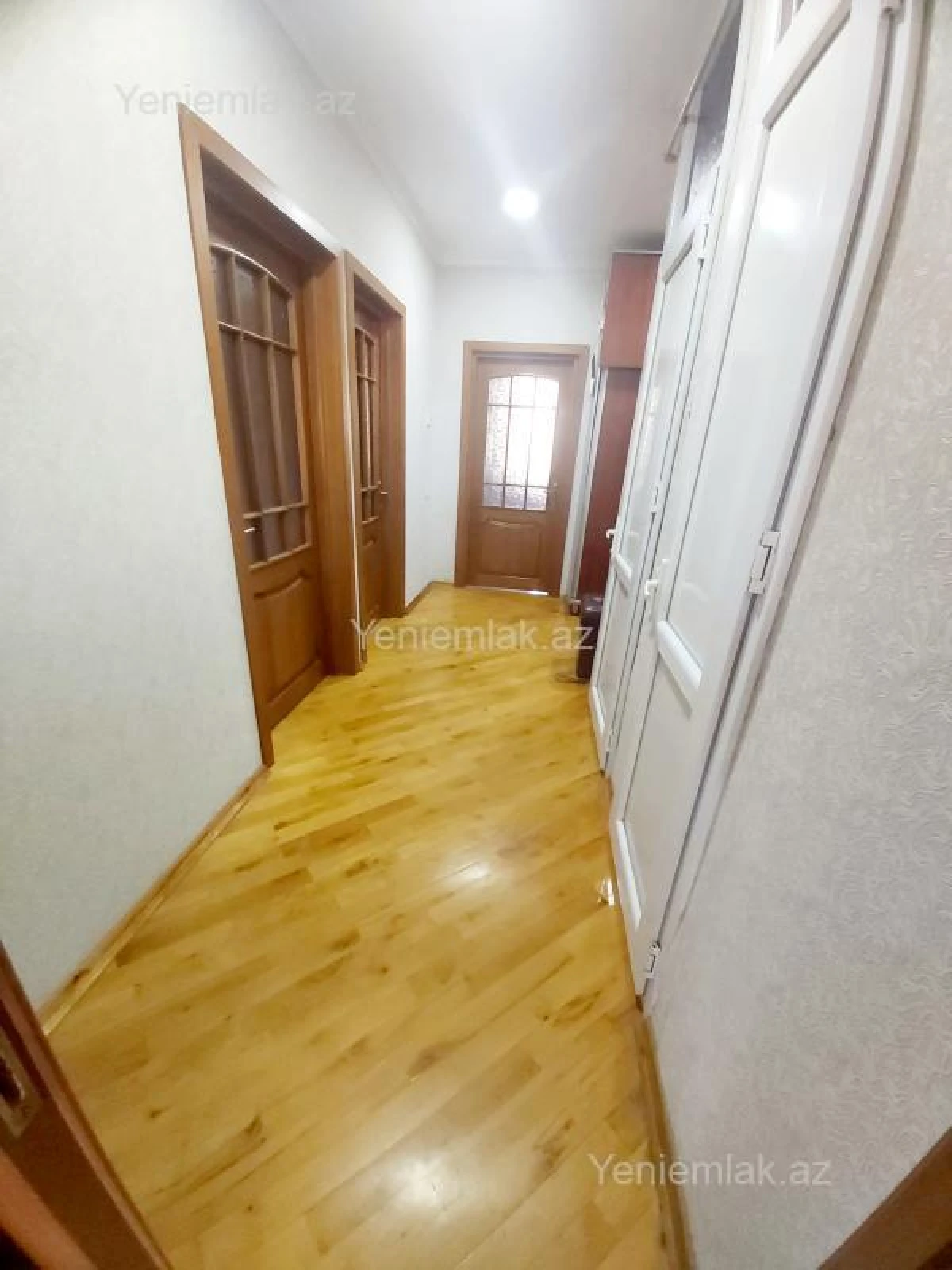 Satılır 3 otaqlı köhnə tikili 76 m²