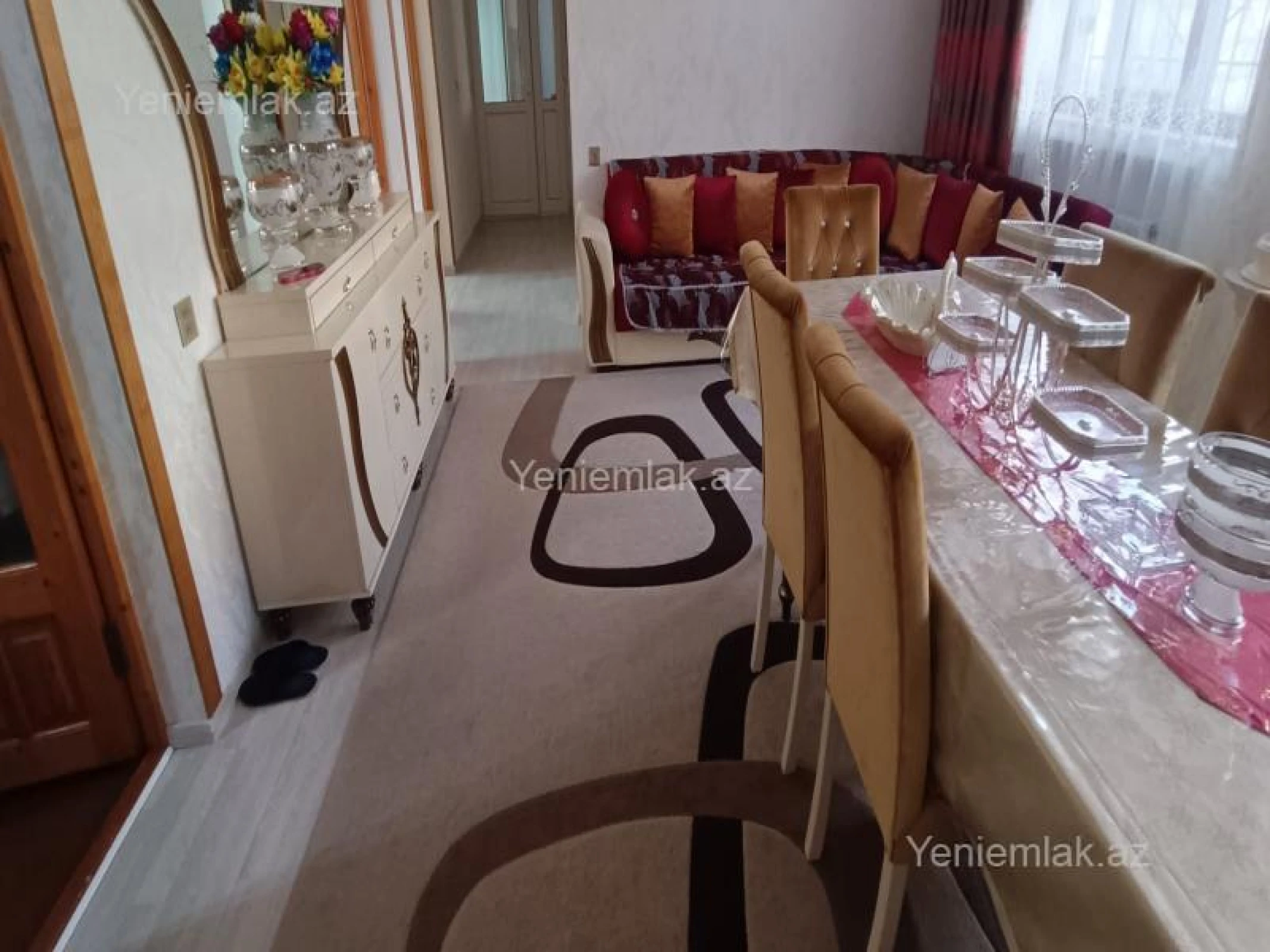 Satılır 5 otaqlı həyət evi 170 m²