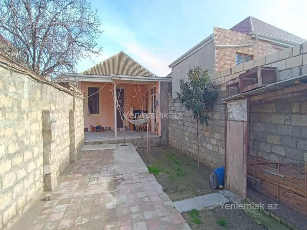 Satılır 5 otaqlı həyət evi 170 m²