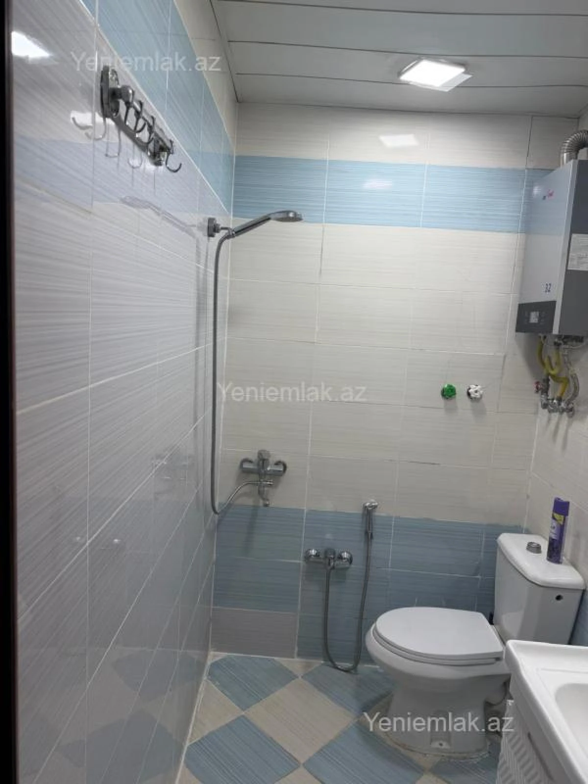 Satılır 3 otaqlı köhnə tikili 65 m²