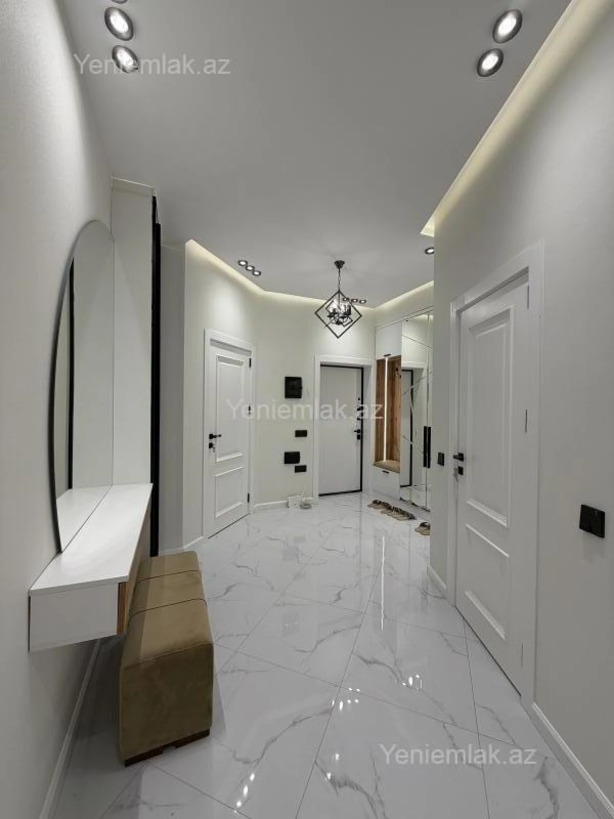 Satılır 3 otaqlı yeni tikili 100 m²