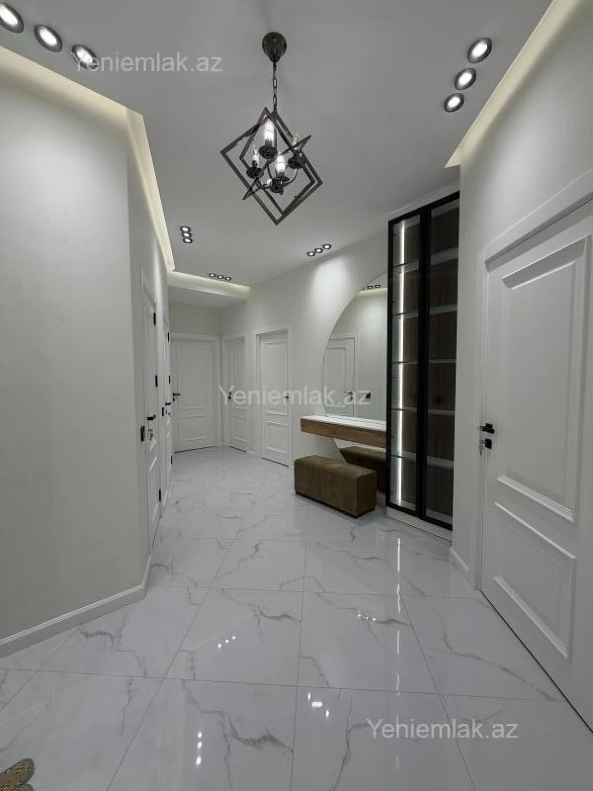 Satılır 3 otaqlı yeni tikili 100 m²