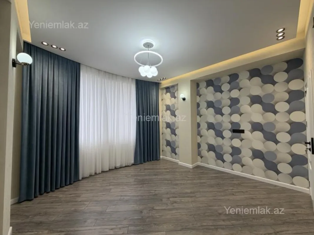 Satılır 3 otaqlı yeni tikili 100 m²