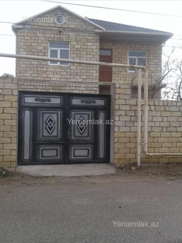 Satılır 5 otaqlı həyət evi 160 m²
