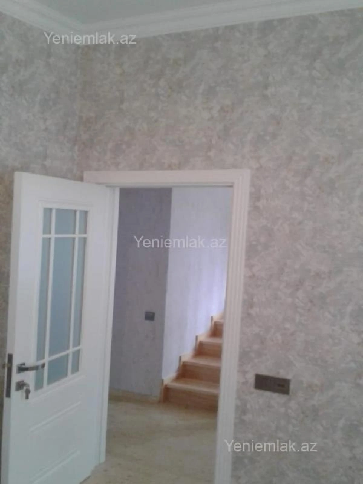 Satılır 5 otaqlı həyət evi 160 m²