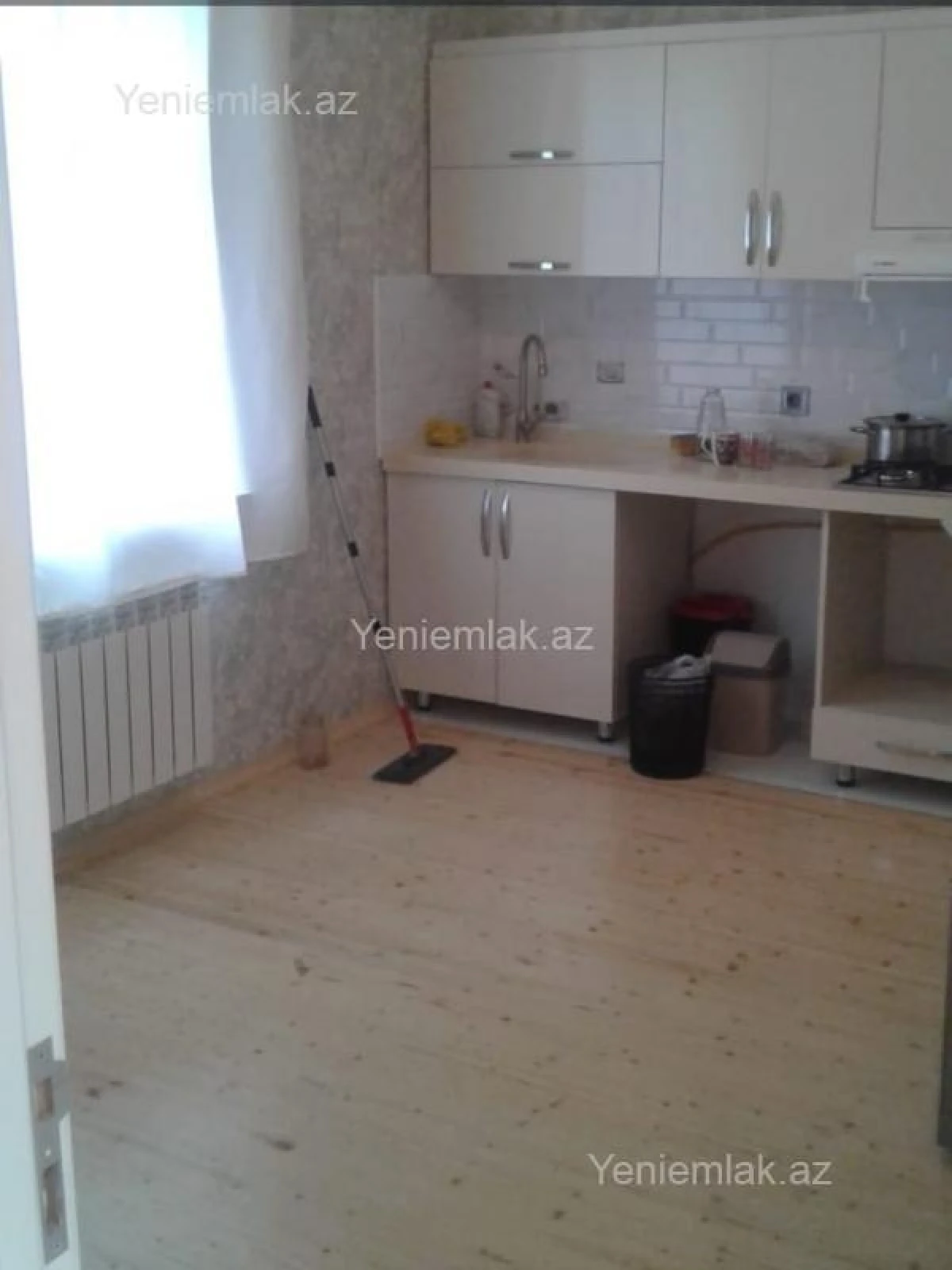 Satılır 5 otaqlı həyət evi 160 m²