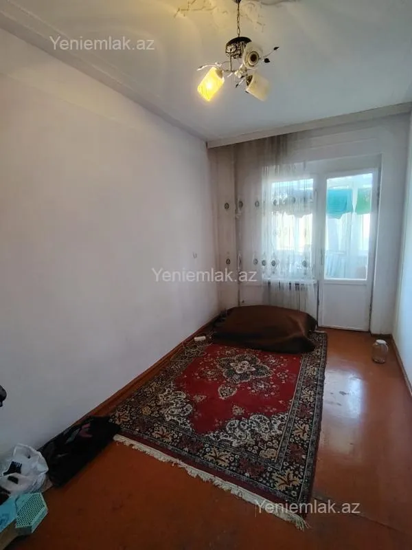 Satılır 3 otaqlı köhnə tikili 78 m²