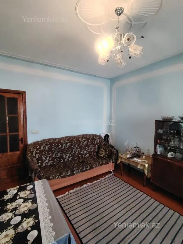 Satılır 3 otaqlı köhnə tikili 78 m²