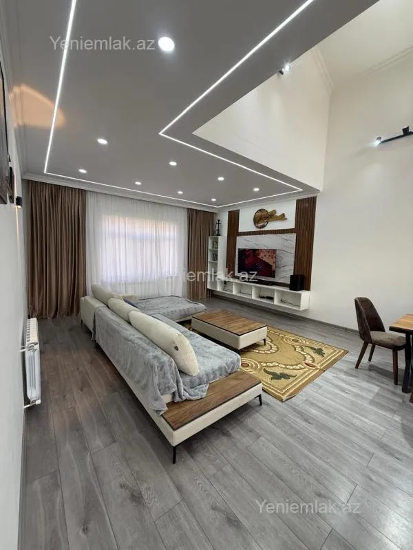 Satılır 5 otaqlı həyət evi 150 m²