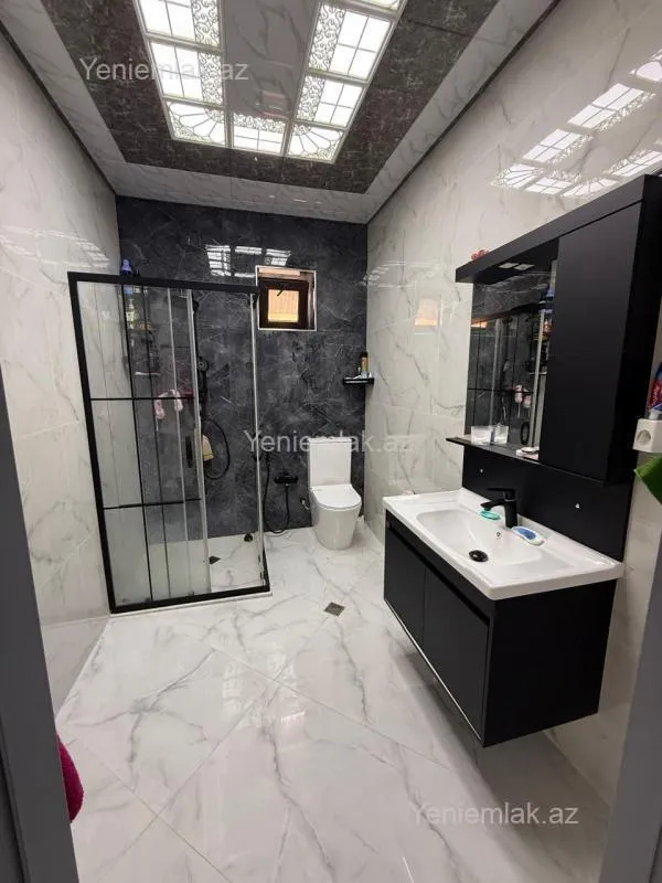 Satılır 5 otaqlı həyət evi 150 m²