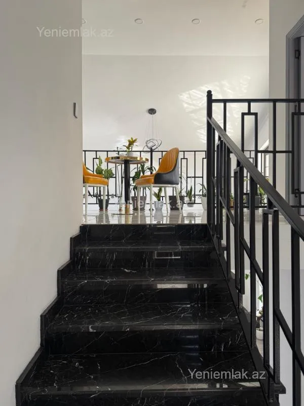 Satılır 5 otaqlı həyət evi 150 m²