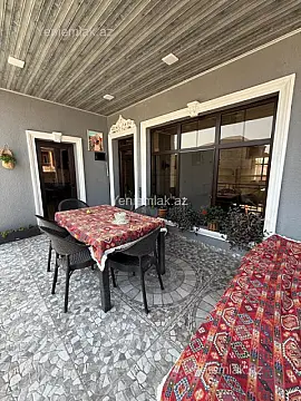 Satılır 5 otaqlı həyət evi 150 m²