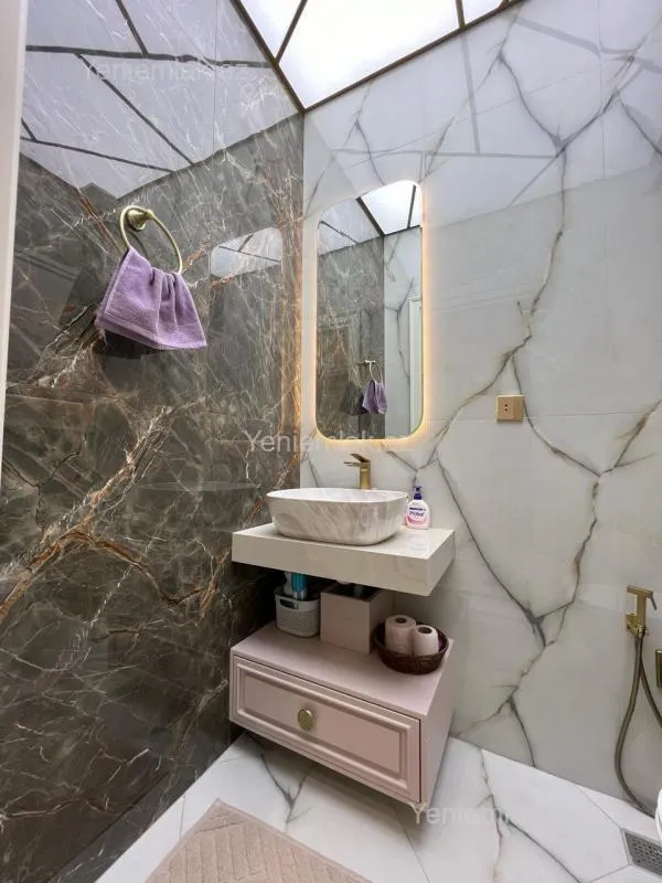 Satılır 2 otaqlı yeni tikili 100 m²