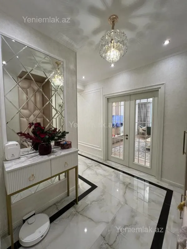 Satılır 2 otaqlı yeni tikili 100 m²