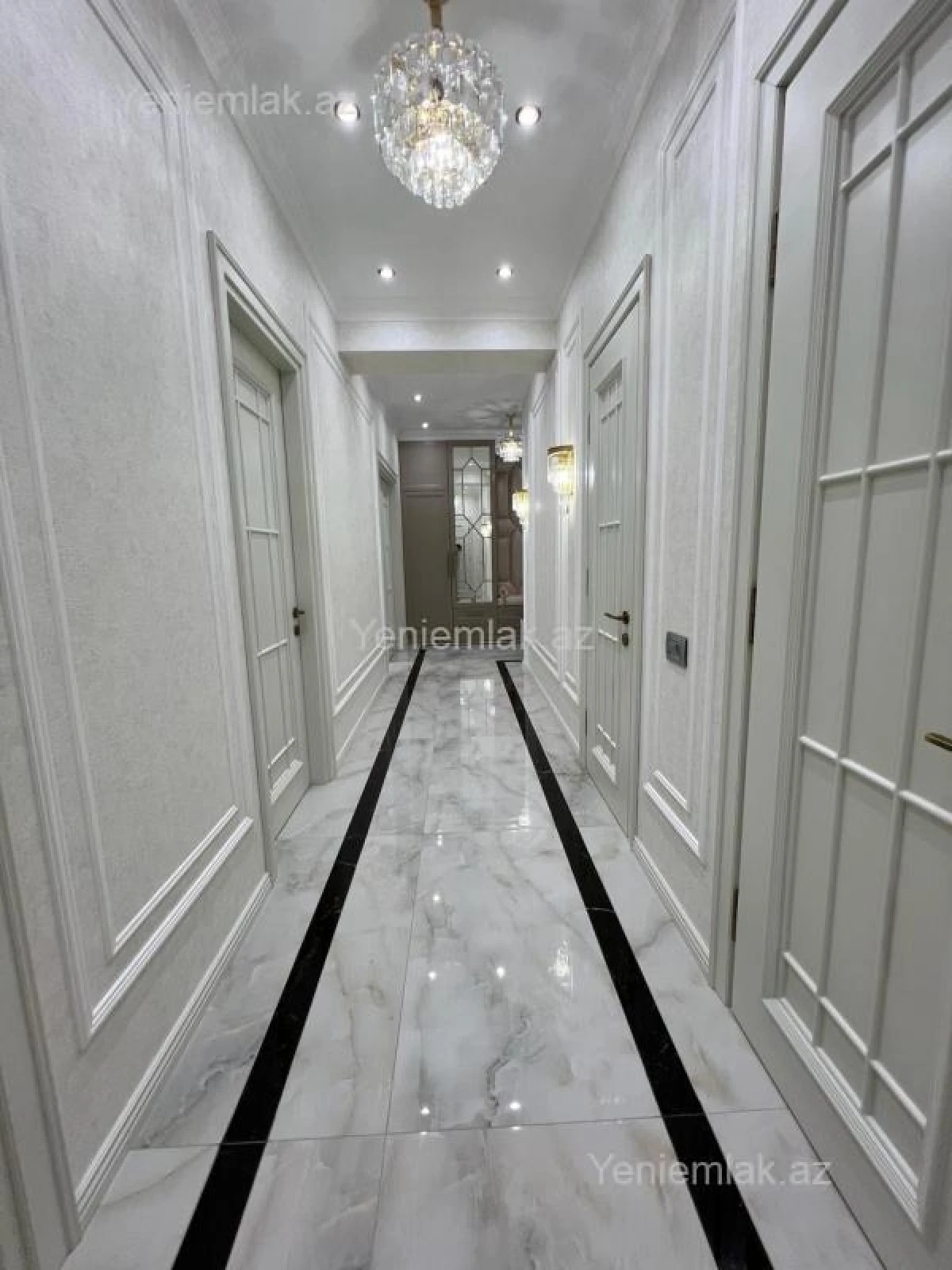 Satılır 2 otaqlı yeni tikili 100 m²