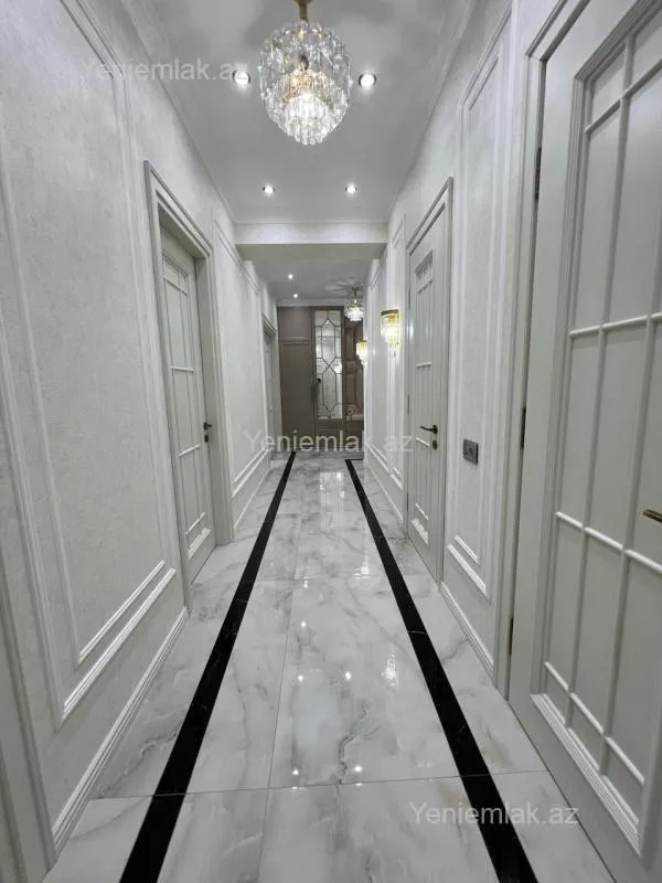 Satılır 2 otaqlı yeni tikili 100 m²