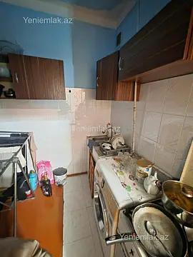 Satılır 1 otaqlı köhnə tikili 35 m²